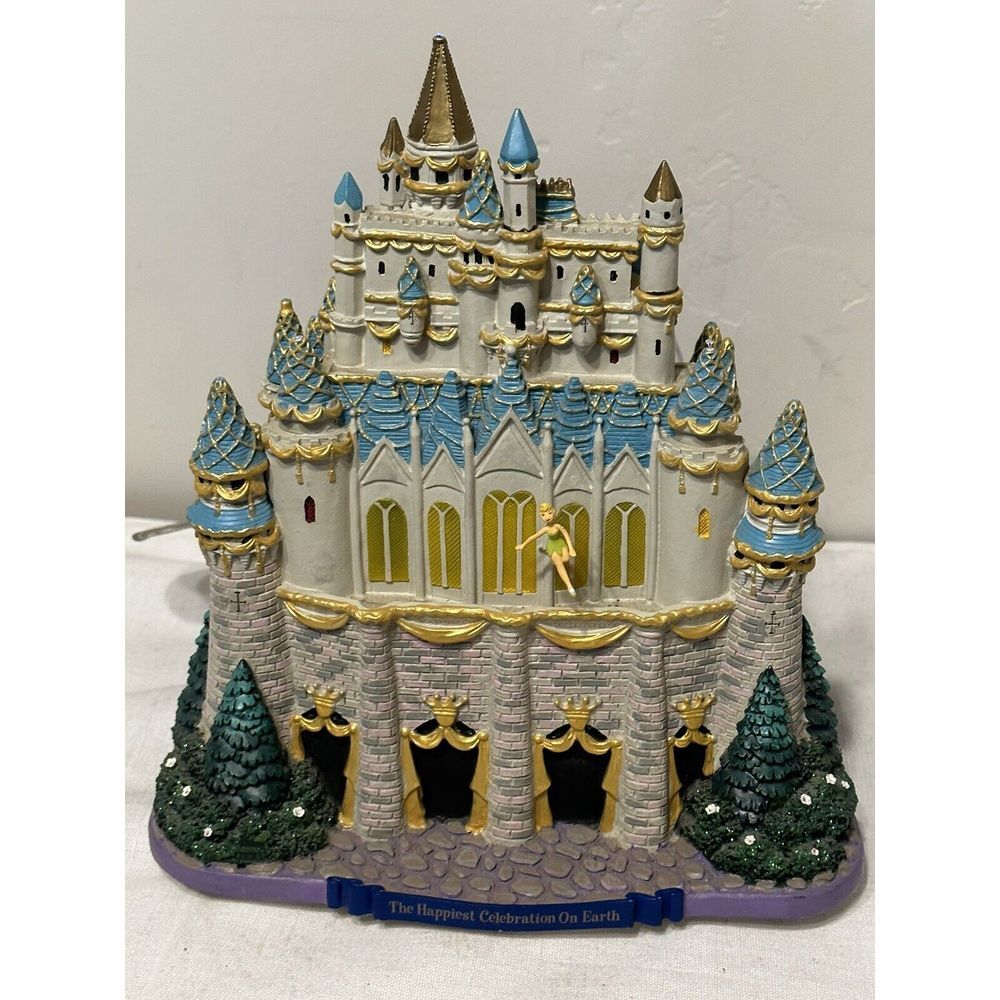 Disney Mickey And Friends Musical LED Castle "Share A Dream Come True Snow Globe - Picture 6 of 15